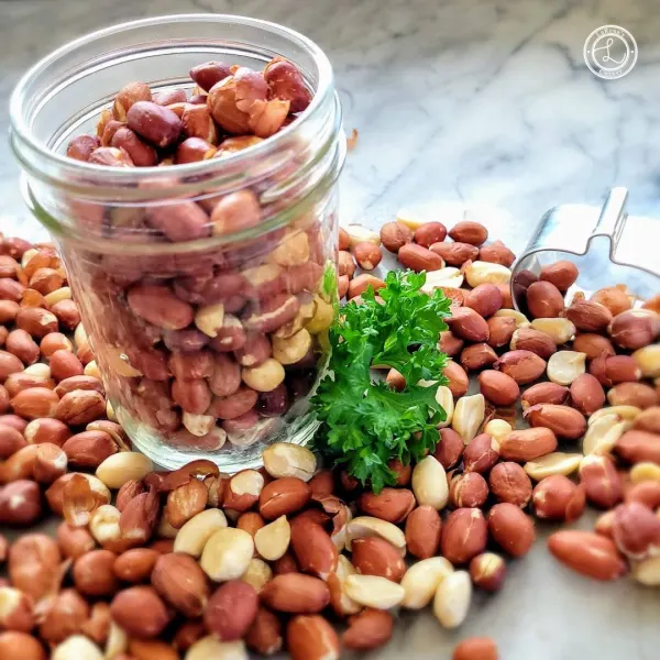 Small Red Peanuts Roasted Salted